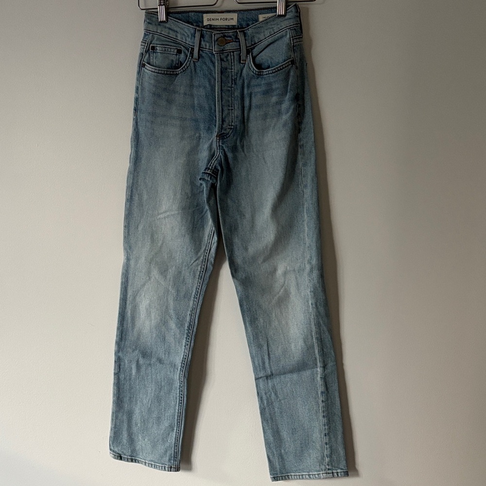 Denim Forum Arlo High Rise Straight Women’s Jeans in Classic Light Blue, Size 25